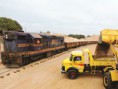 /album/galeria-de-fotos/chegada-do-trem-ao-patio-da-lemos-brasilia-2-jpg/